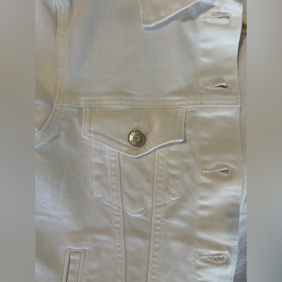 NWOT White cropped stretch Gap denim jacket - Picture 6 of 7
